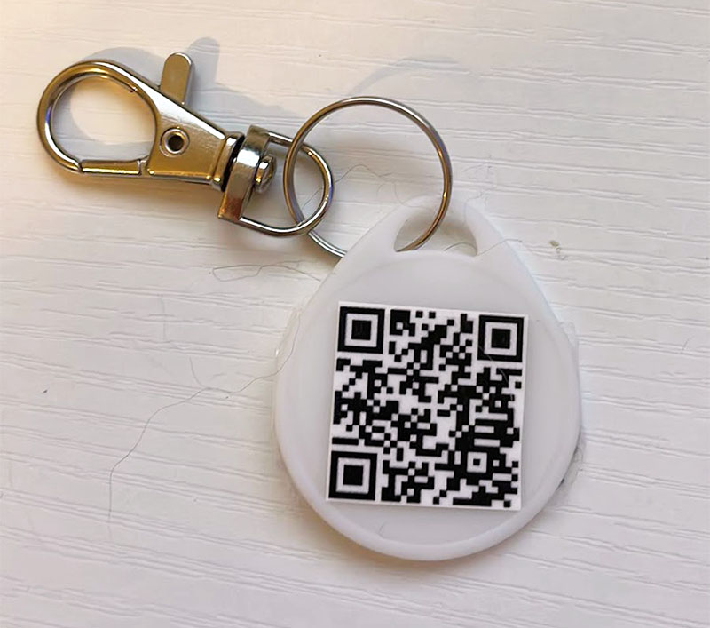 QR Code Pet Tag - 10 Ways Shelters and Rescues Can Use QR Codes Today