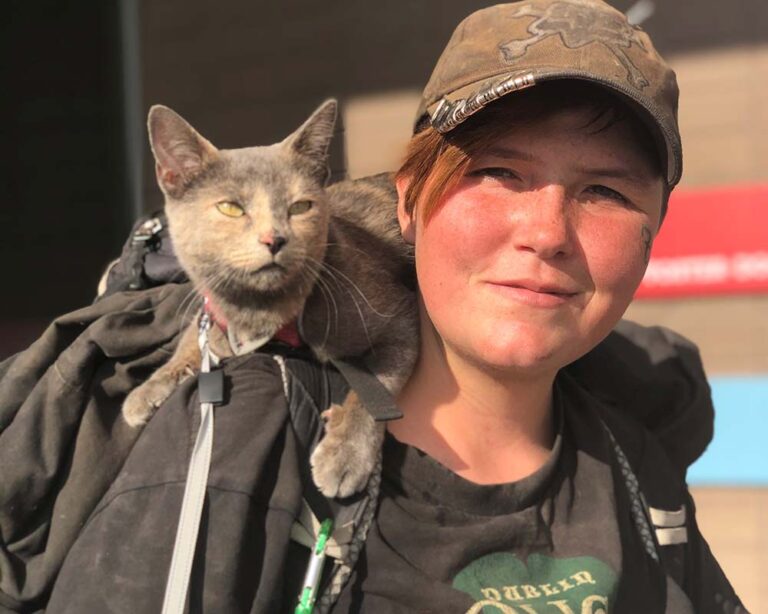 lady-with-cat-sustainability-webinar